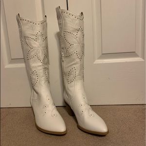 White Cowboy Boots size 11